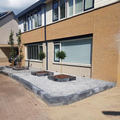Aanleg voortuin in Waardenburg
